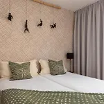 Beautiful Penthouse With Ethnic Interiors * 에스테포나