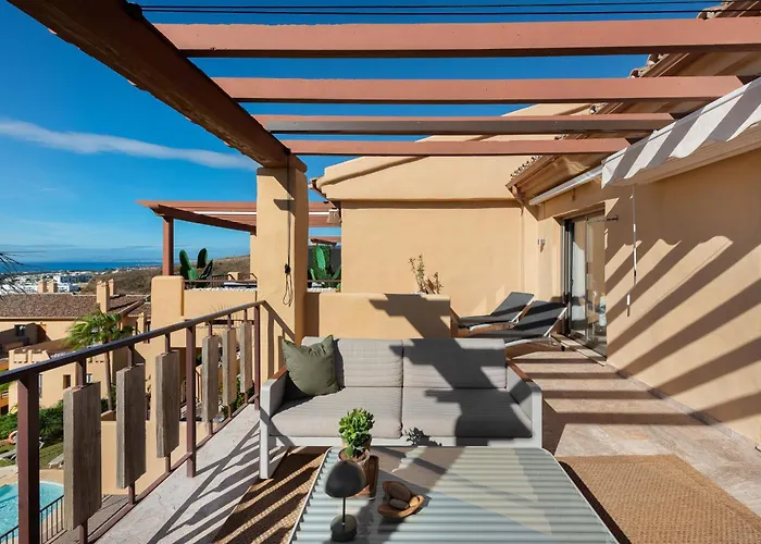 Beautiful Penthouse With Ethnic Interiors Estepona
